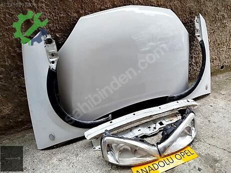 Opel Corsa Ön Çamurluk çıkma parça