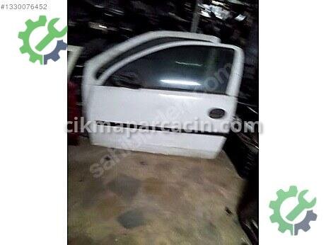 Opel Corsa Sol Kapı çıkma parça