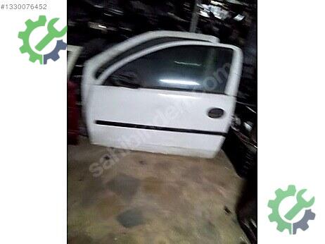 Opel Corsa Sol Kapı çıkma parça
