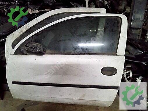 Opel Corsa Sol Kapı çıkma parça