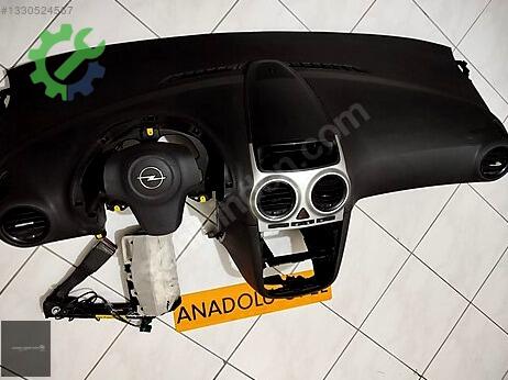 Opel Corsa Torpido çıkma parça