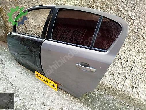 Opel Corsa Bagaj Kapağı çıkma parça