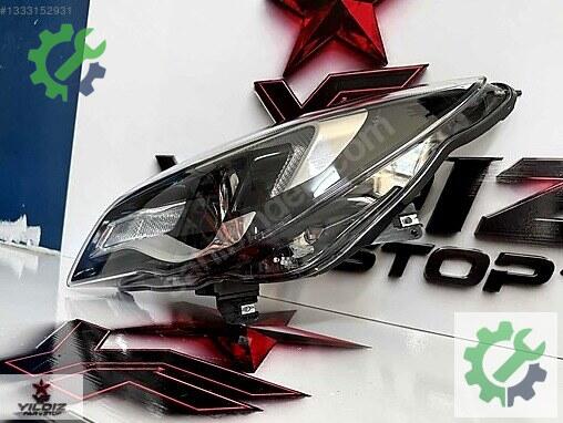 Opel Insignia Sol Ön Far 39031207 çıkma parça