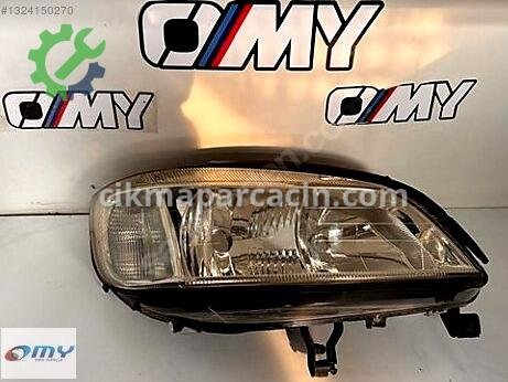 Opel Zafira Sağ Ön Far çıkma parça