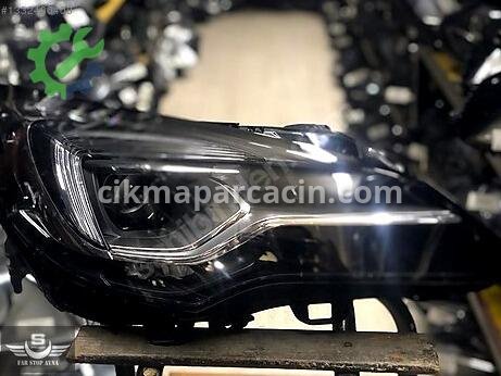 Opel Astra Sağ Ön Far çıkma parça