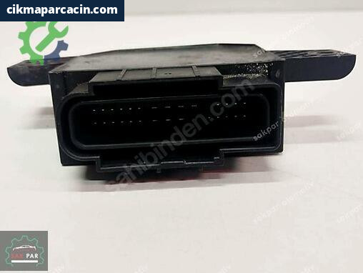 Opel Insignia Beyin 13526236 çıkma parça