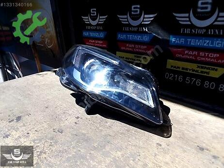 Opel Insignia Sağ Ön Far çıkma parça