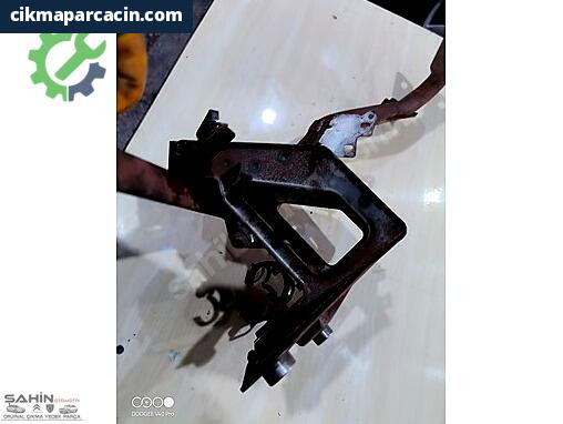 Peugeot Partner Göğüs çıkma parça