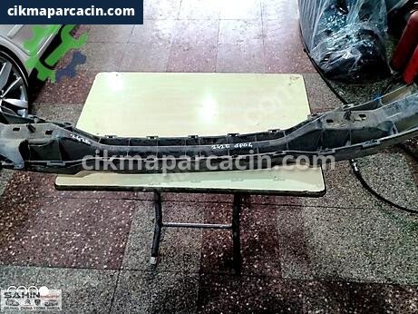 Peugeot Partner Tampon Braketi çıkma parça