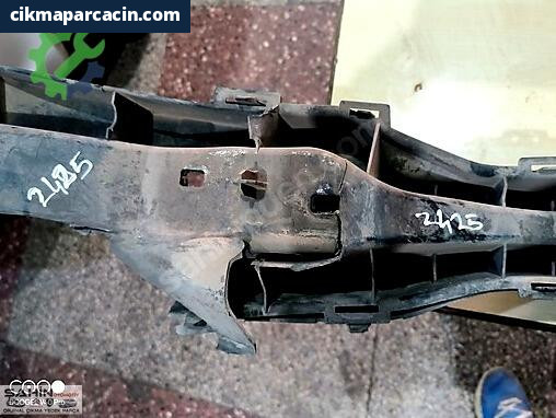 Peugeot Partner Tampon Braketi çıkma parça