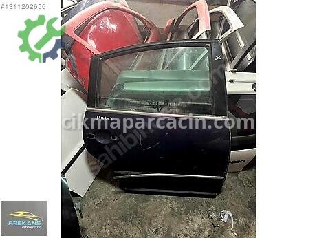 Volkswagen Passat Sağ Arka Kapı çıkma parça