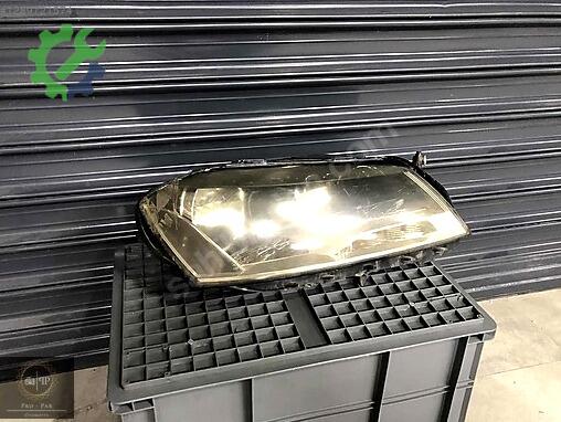 Volkswagen Passat Sağ Ön Far 3AB941006 çıkma parça