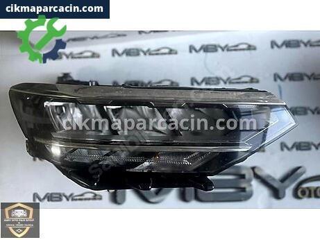 Volkswagen Passat Sağ Ön Far çıkma parça