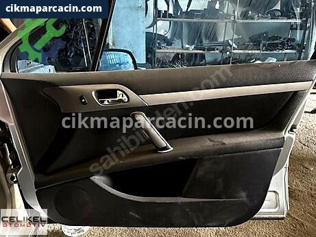 Peugeot 407 Sağ Kapı çıkma parça