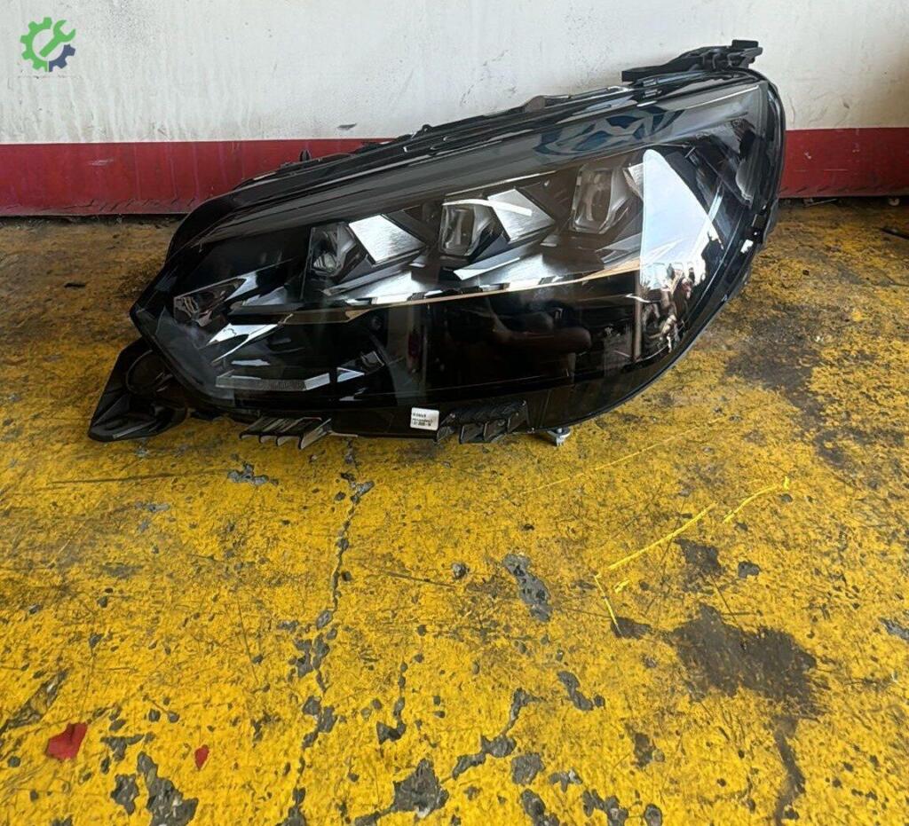 Peugeot 208 Far 9850598680 çıkma parça