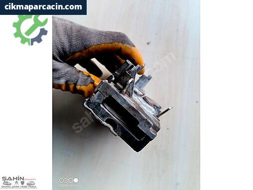 Peugeot 206 Sağ Arka Kapı çıkma parça