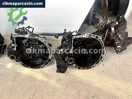 Peugeot 207 Şanzıman Komple çıkma parça
