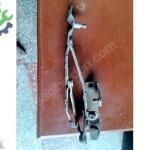 PEUGEOT 306 SOL ÖN MOTOR KAPUTU MENTEŞESİ