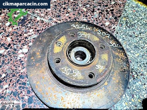 Peugeot 307 Arka Dingil çıkma parça