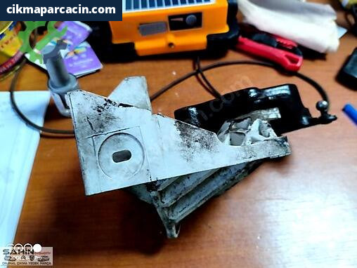 Peugeot 307 Bağlantı Braketi UPGGG-50 çıkma parça