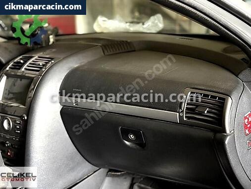 Peugeot 407 Ön Torpido çıkma parça