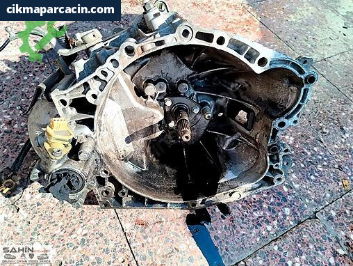 Peugeot Partner Şanzıman Komple çıkma parça
