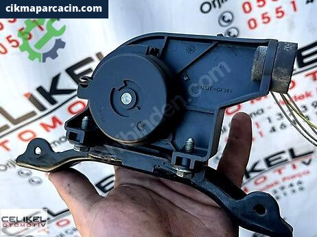Peugeot Partner Gaz Pedalı çıkma parça