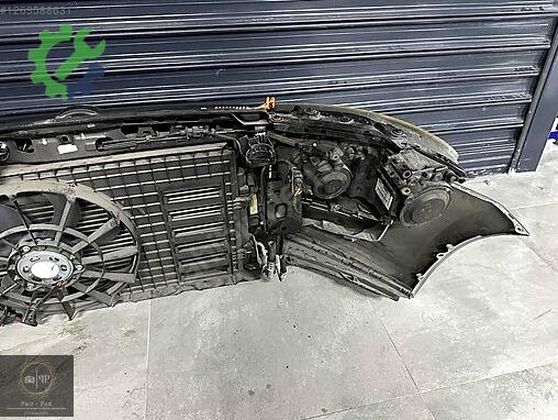 Volkswagen Polo Ön Far çıkma parça