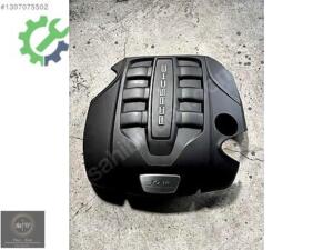 PORSCHE CAYANNE PANEMERA 3.0 DİESEL V6 MOTOR KAPAĞI 7PP.103.925D