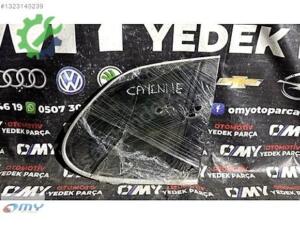 PORSCHE CAYENNE SAĞ ARKA KELEBEK CAMI