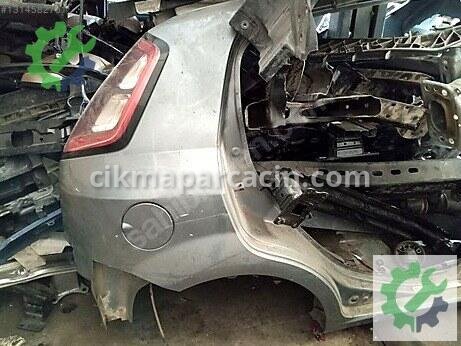 Fiat Punto Sağ Arka Çamurluk çıkma parça