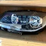 PZ10C-014 VOLKSWAGEN CADDY 10-15 SİYAH SOL FAR