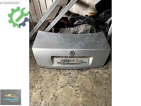 Volkswagen Passat Bagaj Kapağı çıkma parça