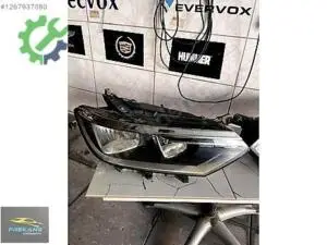 Passat B8 2015-2018 Çıkma Orijinal Sağ Far
