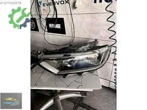 Passat B8 2015-2018 Çıkma Sol Ön Far