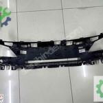Peugeot 2008 5008 ön panjur 2019- 2020-2024 9836828477