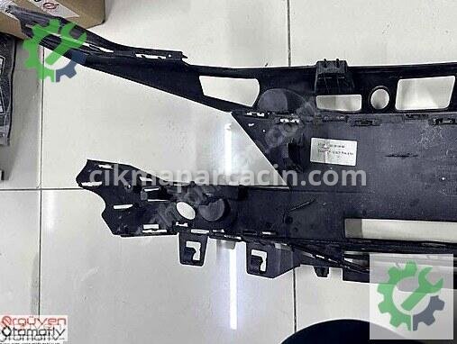 Peugeot 5008 Ön Panjur 9836828477 çıkma parça