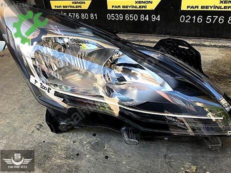Peugeot 3008 Sağ Ön Far çıkma parça