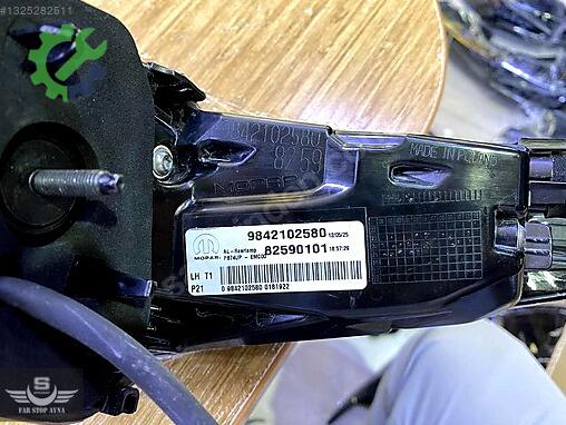Peugeot 3008 Sol Arka Stop 82590101-9842102580 çıkma parça
