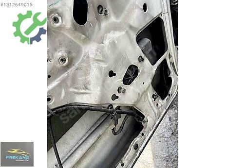Volkswagen Polo Ön Cam Motoru çıkma parça