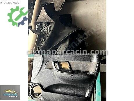 Volkswagen Polo Kapı Döşemesi çıkma parça