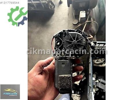 Volkswagen Polo Ön Cam Motoru çıkma parça