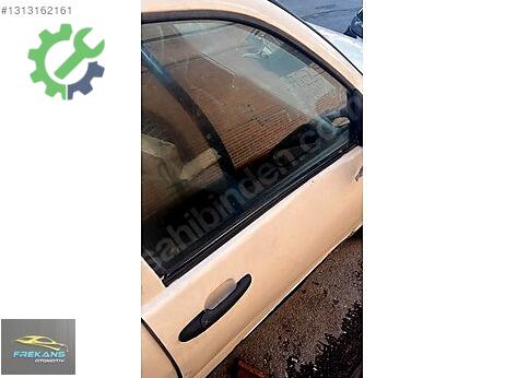 Volkswagen Polo Cam Sıyırıcı çıkma parça