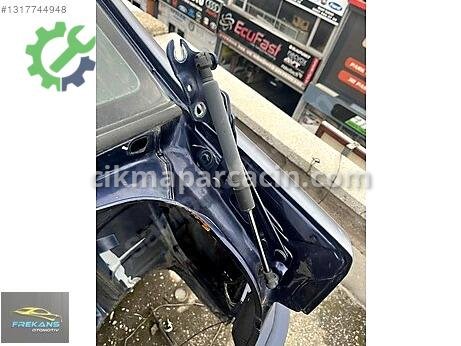 Volkswagen Polo Sağ Bagaj Menteşesi çıkma parça