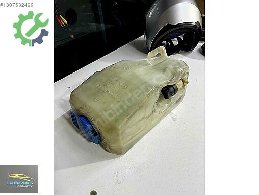 Volkswagen Polo Silecek Suyu Deposu çıkma parça