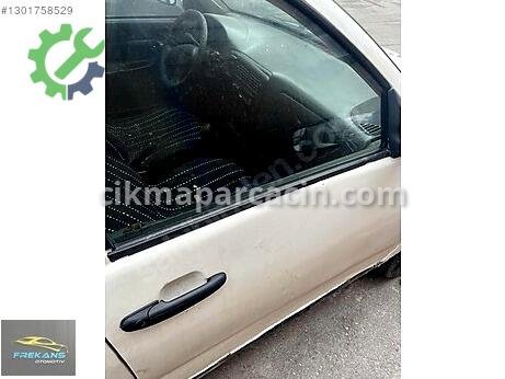 Volkswagen Polo Cam Sıyırıcı çıkma parça