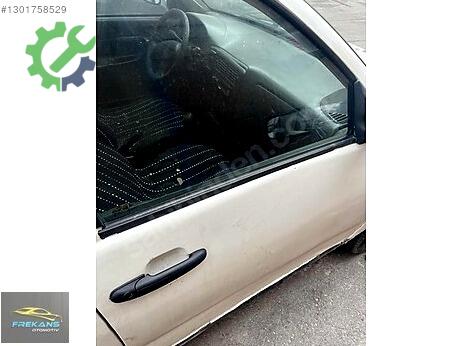 Volkswagen Polo Cam Sıyırıcı çıkma parça