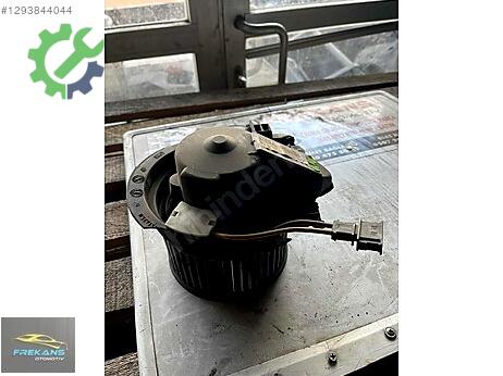 Volkswagen Polo Kalorifer Motoru çıkma parça