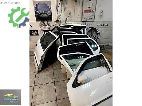 Volkswagen Polo Sağ Ön Kapı çıkma parça