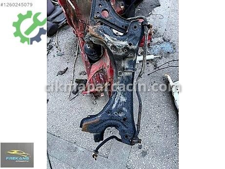 Volkswagen Polo Ön Travers çıkma parça